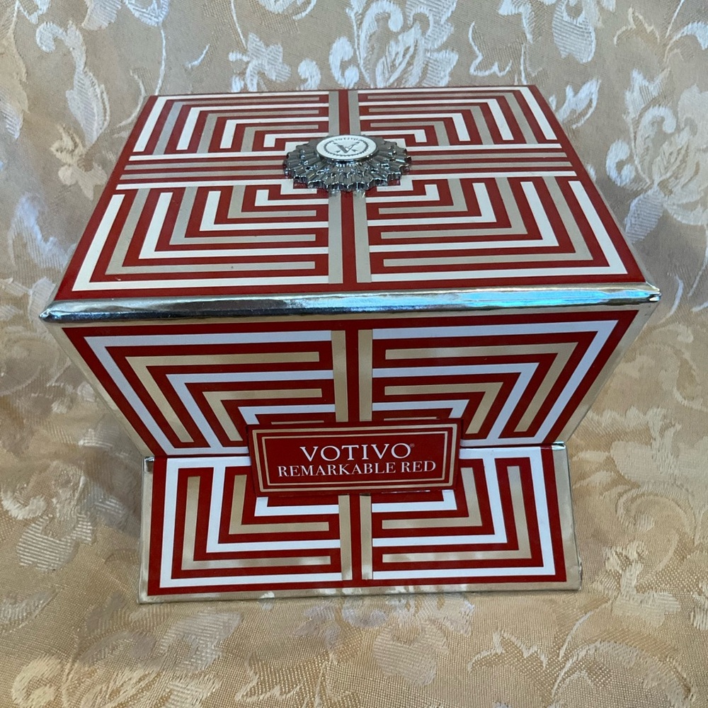 Remarkable Red Soziety Decorative Boxed Candle - Picture 2 of 3